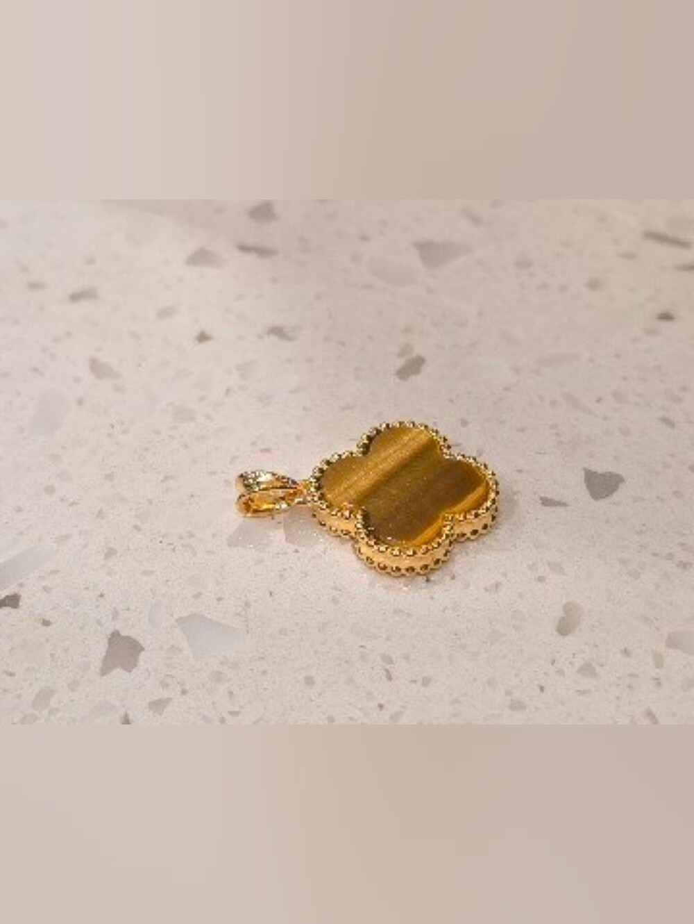 β¨οΈπ 18K Real Gold Tiger's Eye Clover Pendantπ«π - Picture 2 of 3